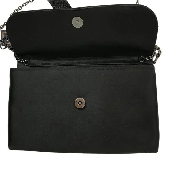 NWT La Regale Womens Black Bow Snap Closure Chain Strap Small Purse - Picture 4 of 5